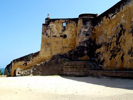 Omani forces capture Fort Jesus historical illustration